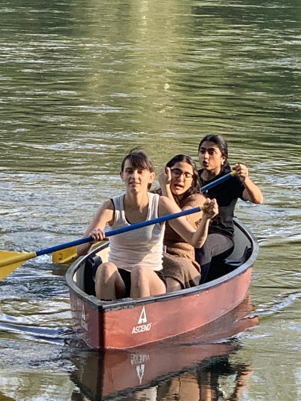 Bear Valley- Riverfront With Hot Tub! Лурей Екстериор снимка